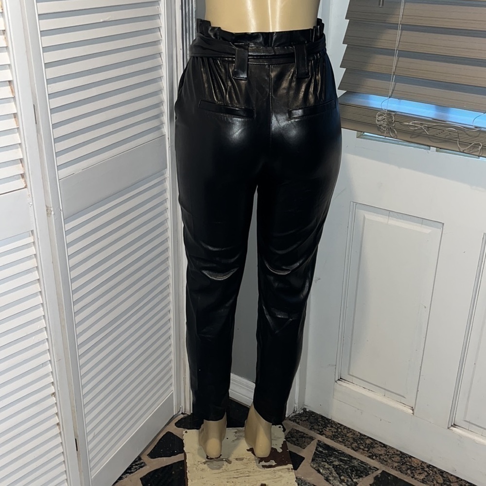 Express- Super High Waisted Faux Leather Ankle Pants size- 0/R - Picture 7 of 13